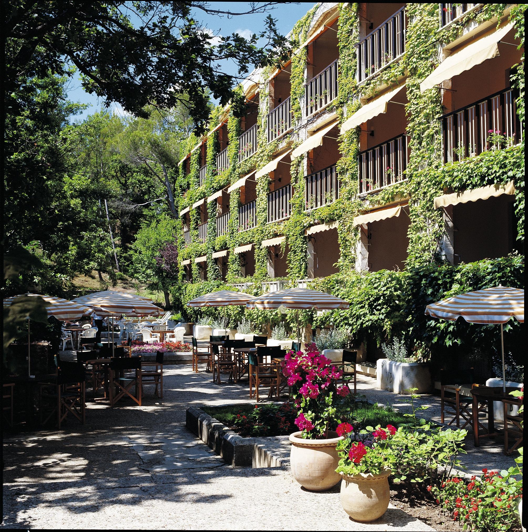 Villa Borghese, The Originals Relais Gréoux-les-Bains Exterior foto
